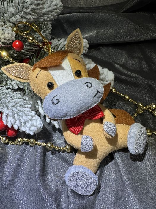 Кінь символ року 2026 фетрові іграши ,іграшки на ялинку  , школи