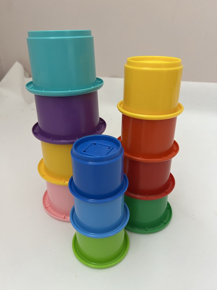 Розвиваюча іграшка стаканчики колір форма розмір