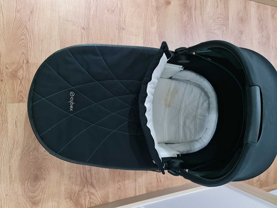 Alcofa Cybex PRIAM Capazo Lux Deep - Preto