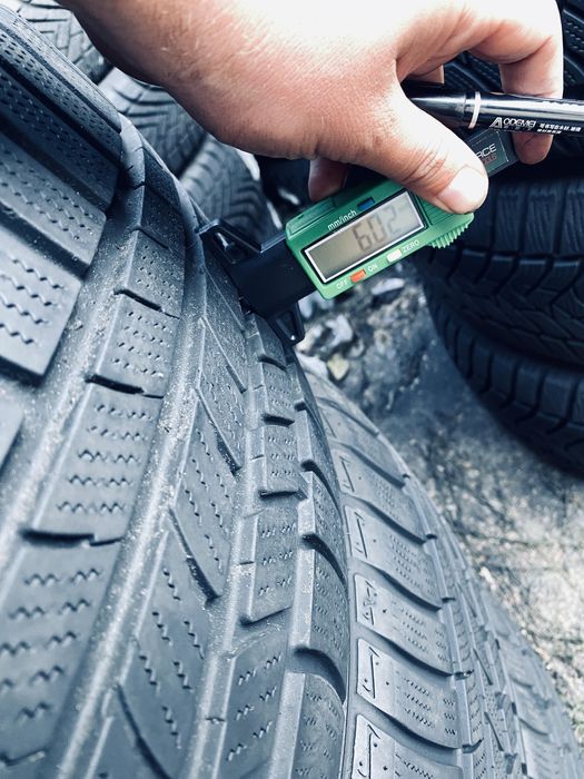 225 55 17 Nexen  80-90% Зима