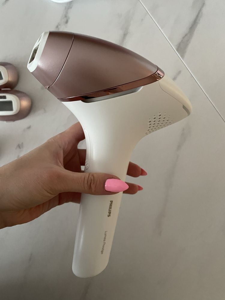 Depilator IPL Philips Lumea BRI959