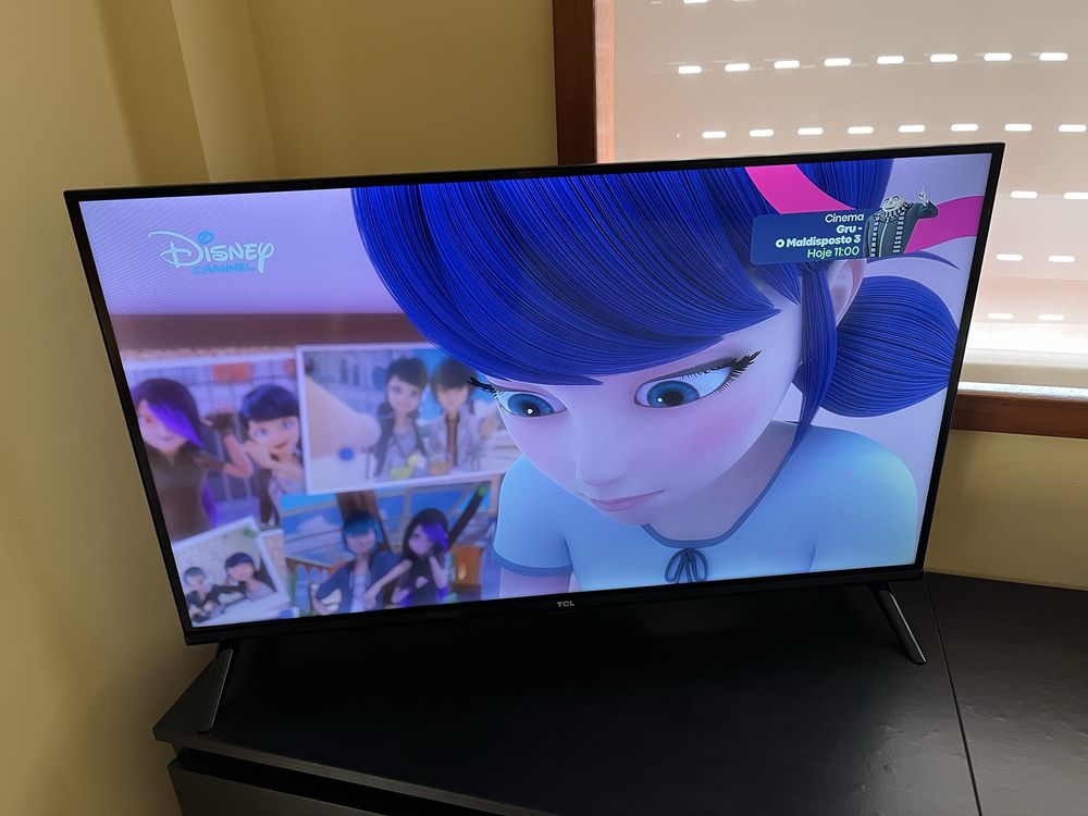 Smart tv TCL de 32 polegadas