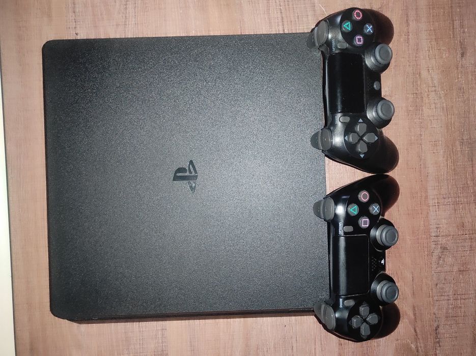 Ps 4 slim 500 GB