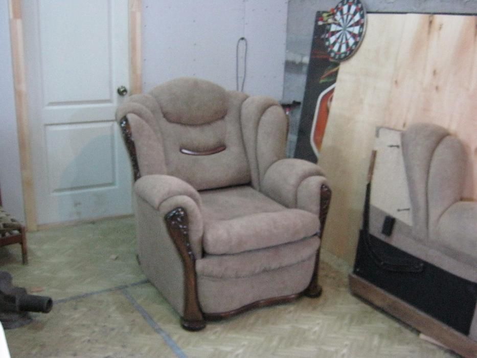 Перетяжка,ремонт мягкой мебели