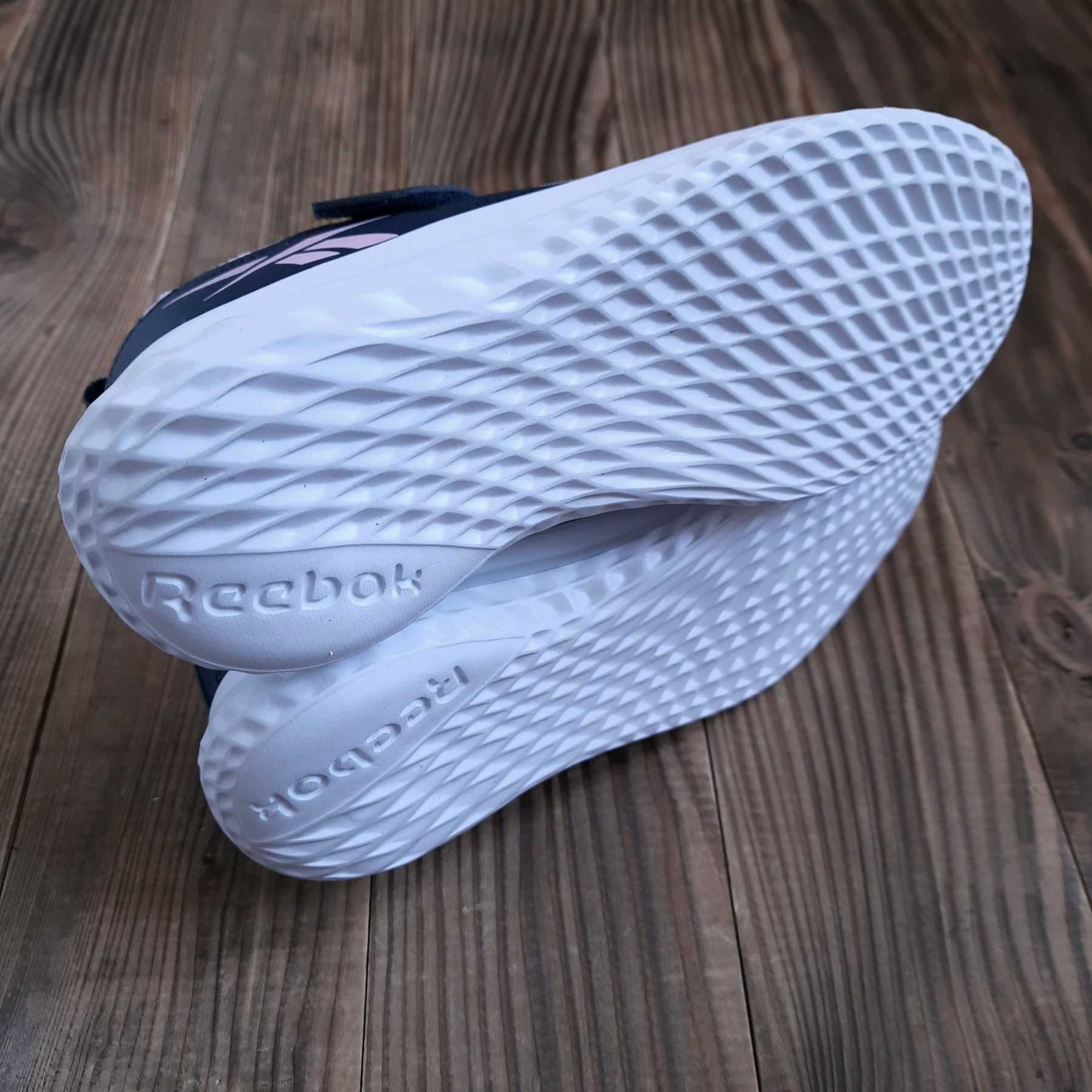 Нові кросівки Reebok 33 розмір. рібок рибок кроссовки