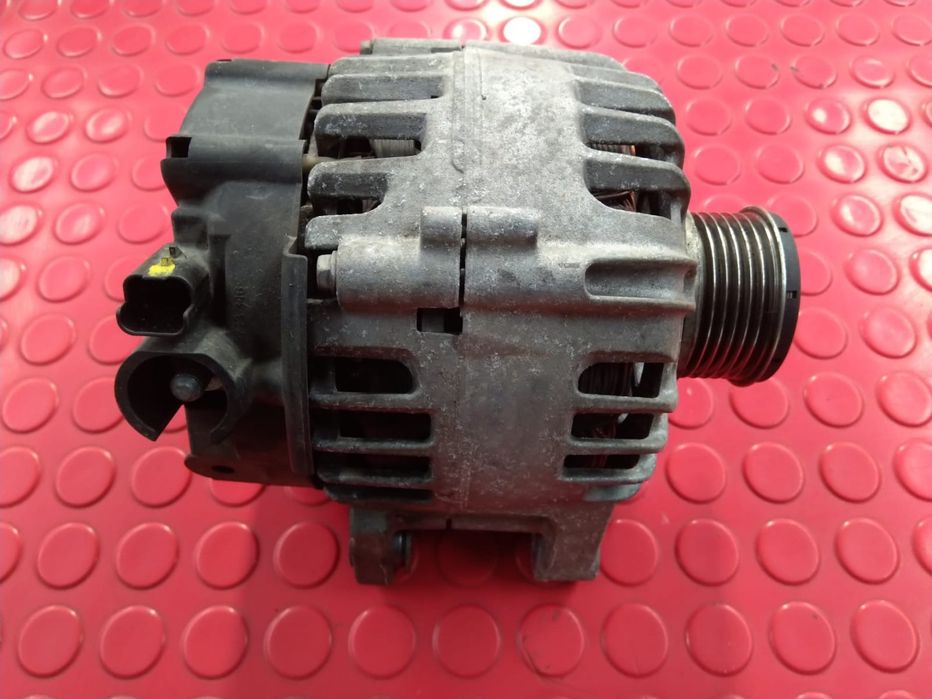 Alternador [Peugeot 208 I]