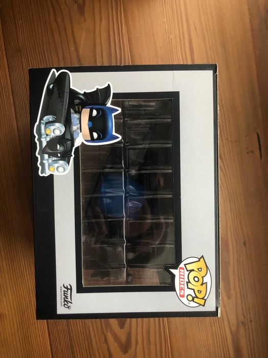 funko pop batmobile 80 anos Nº277