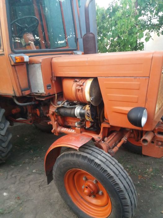 Продам трактор Т25А