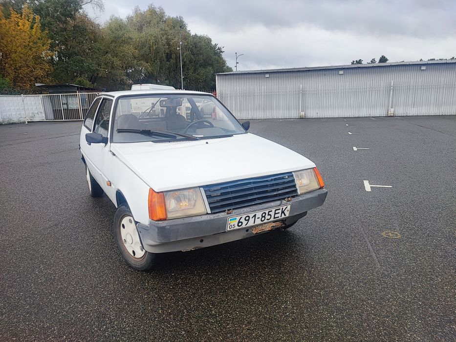 Продам Таврию Нова не крашенный