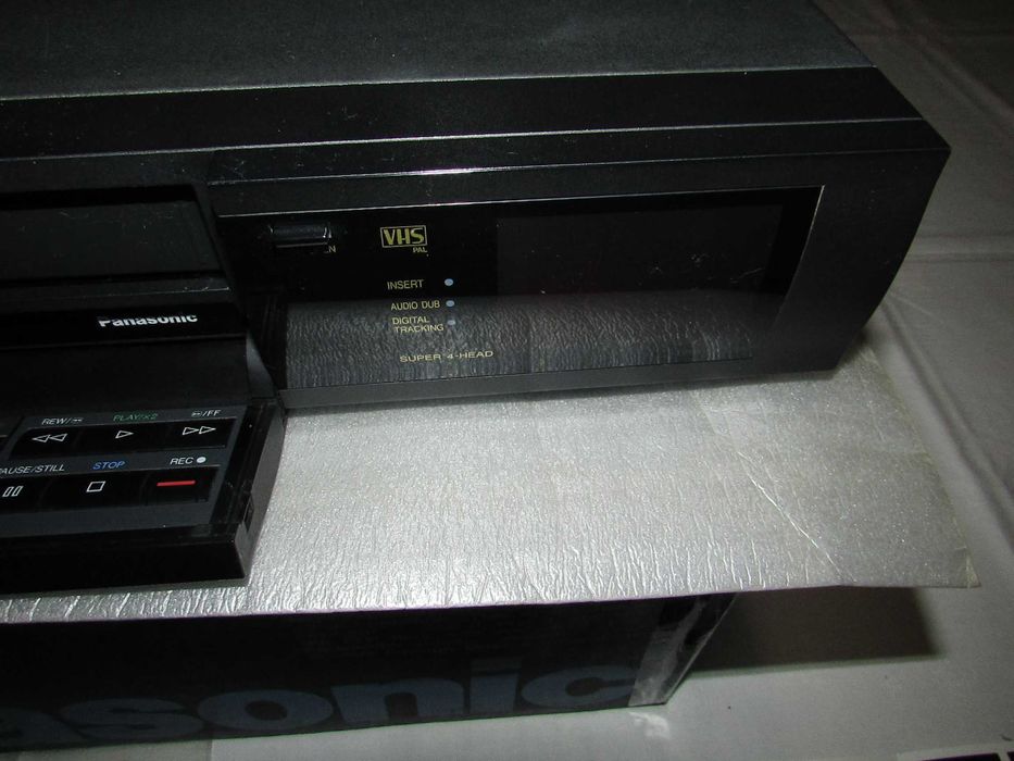 Видеомагнитофон Panasonic J35. Made in Japan. Супервинтаж 80х.