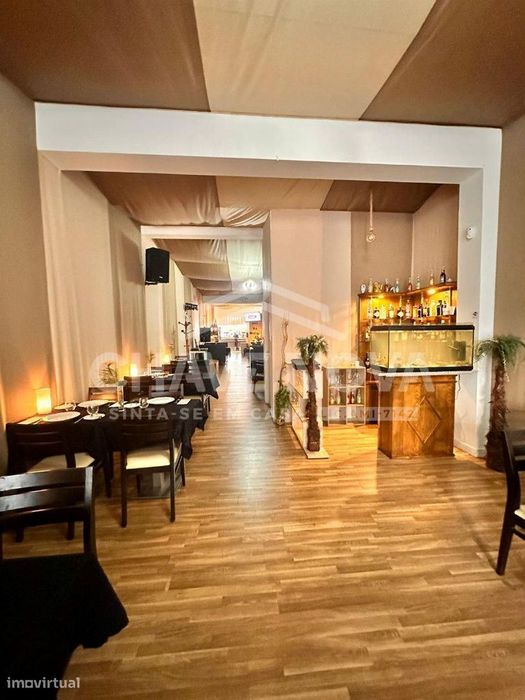 Trespasse de Restaurante/Churrasqueira na rua Bonjardim - Porto