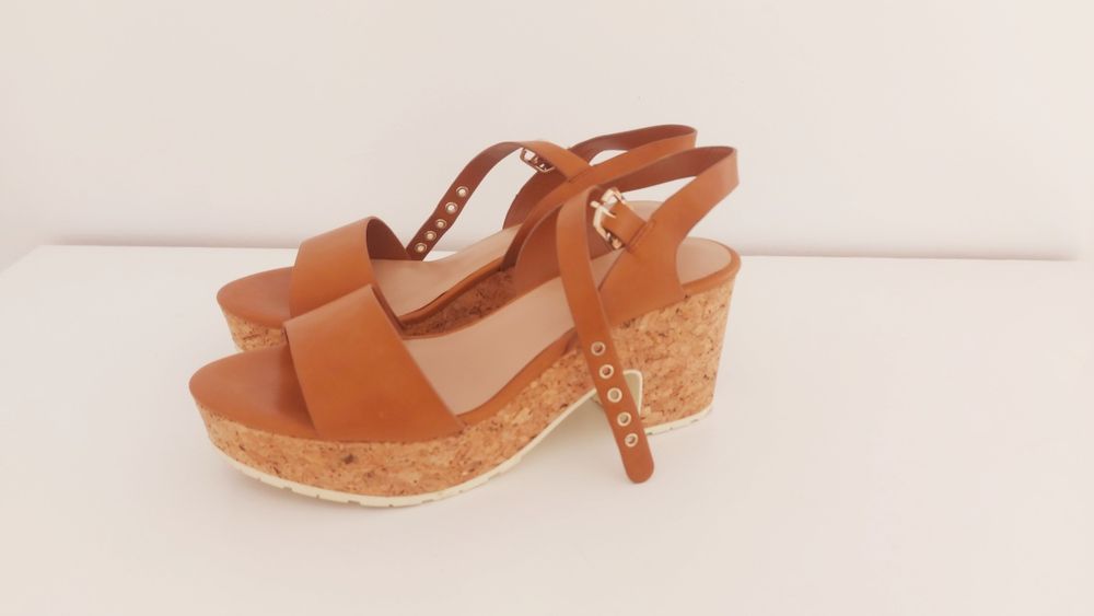 Sandálias Salto Cortiça 37