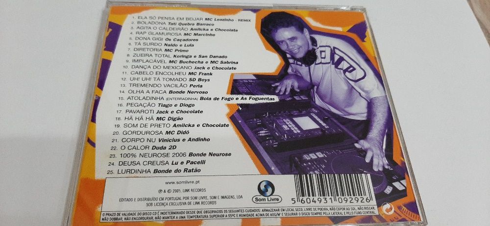 1 CD de DJ Marlboro, album Funk Brasil