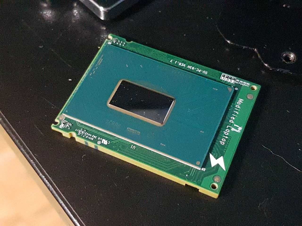 Procesor Intel QQLS (i9 9980HK ES) 8c/16t 9gen LGA 1151 MOD CoffeLake