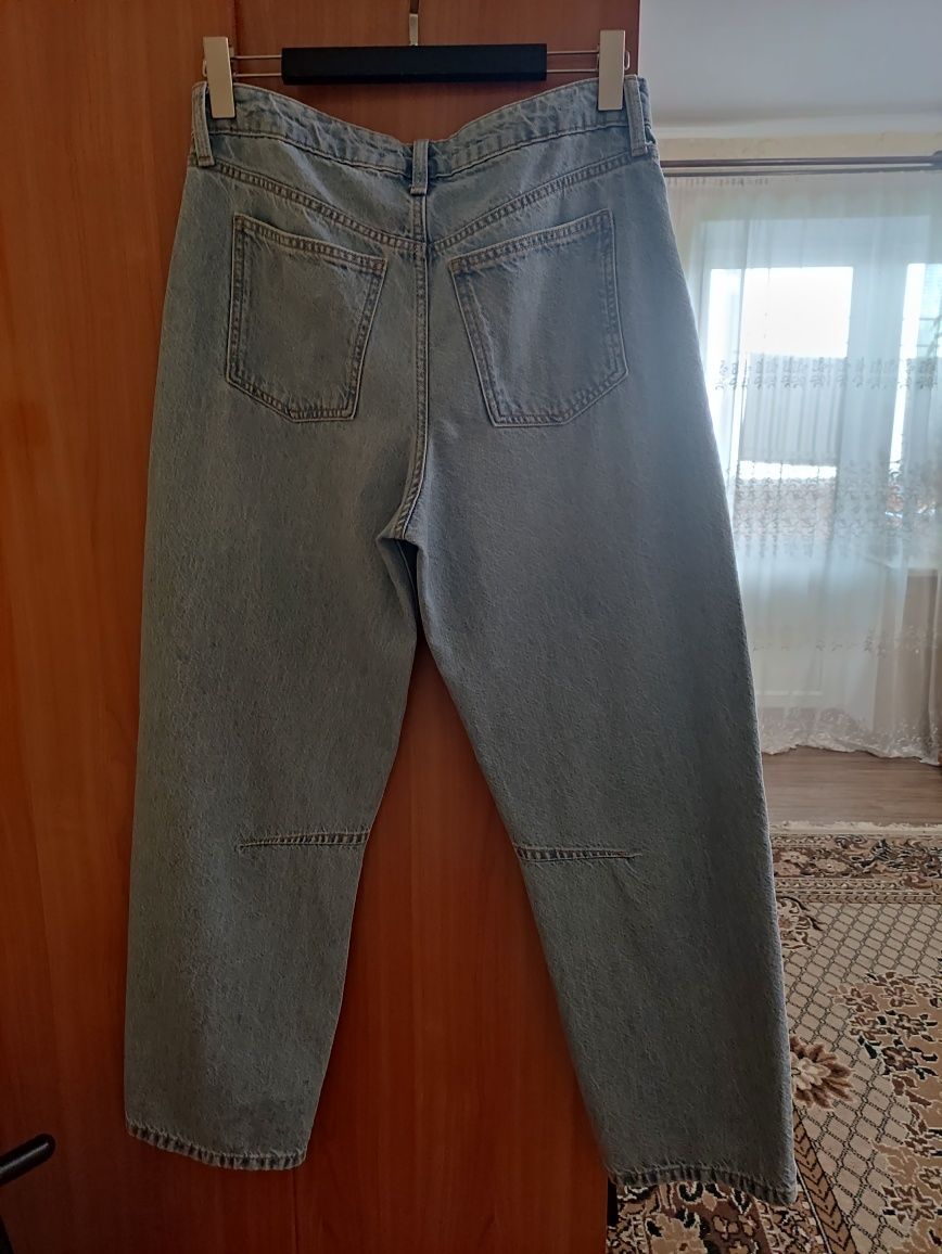 Продам джинси Mango