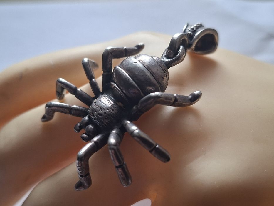 Stary srebrny duży  pająk  zawieszka wisior srebro PRL
