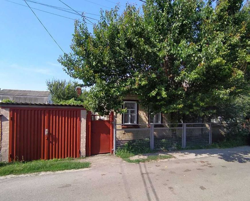 Продаж частини будинку  на Казбеті в пров. В.Захарченка!