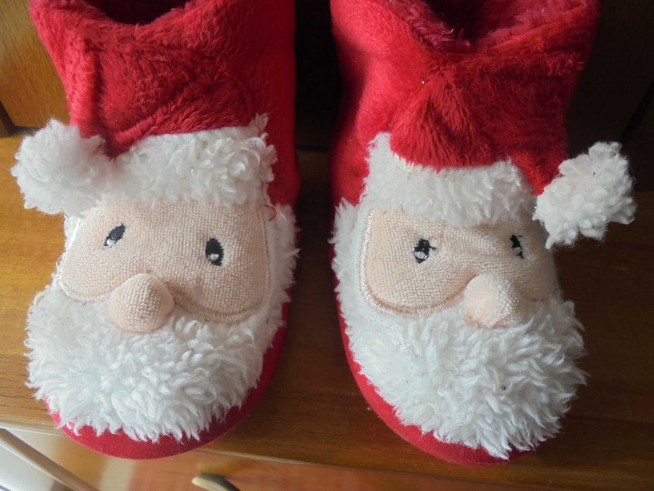 botas de pai natal para criança bebé lindo