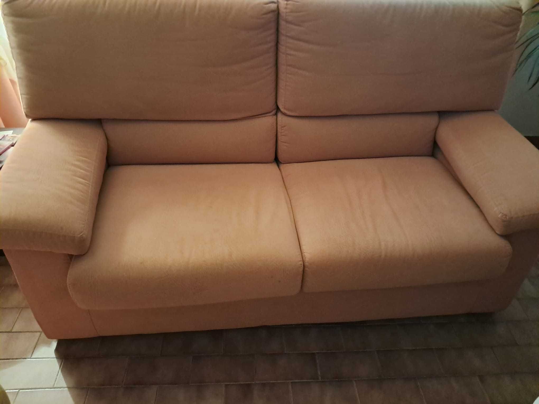 2 Sofás de 2 lugares