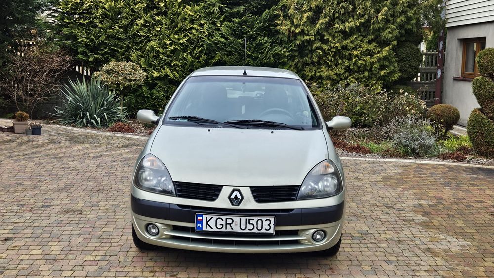 Renault Thalia 2002 r. 1.4 benzyna 75km