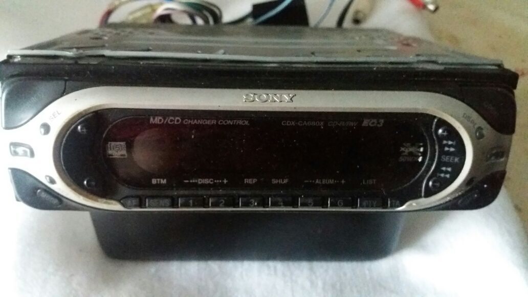 Auto radio c/ cd sony impecavel