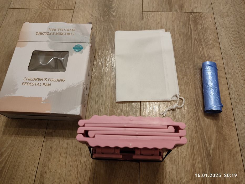 Nowa różowa przenośna toaleta nocnik składany