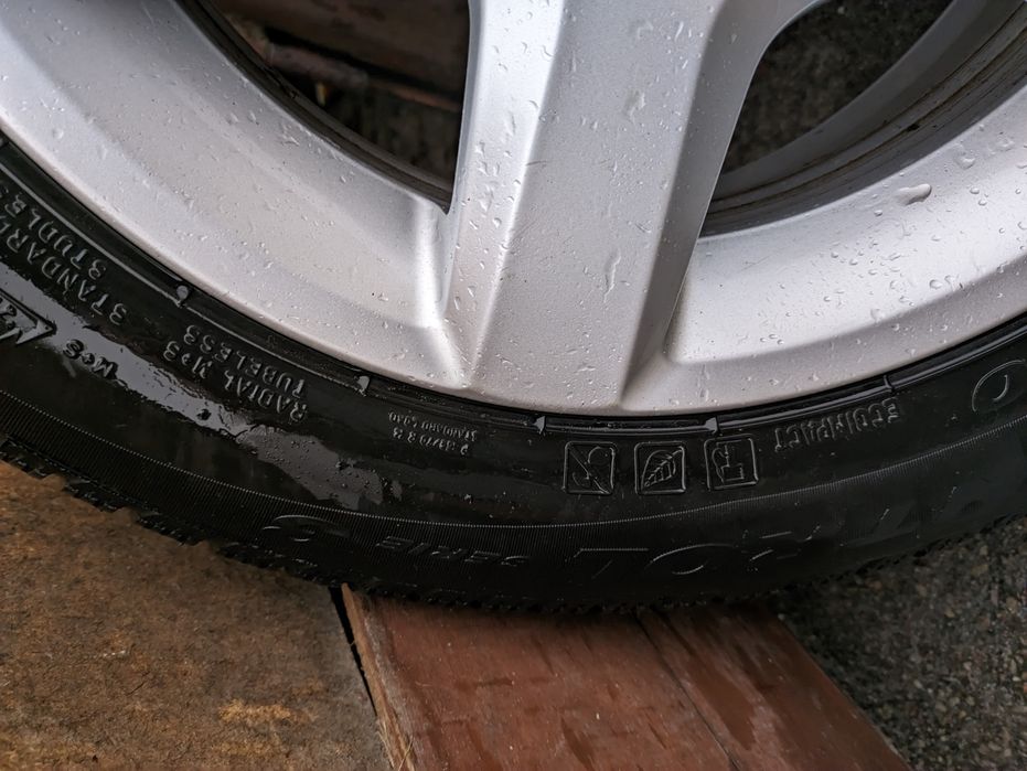 Диски VW E-Up Polo Golf 1-3 Borbet R14 5j 4x100 шини Pirelli 165 70 14