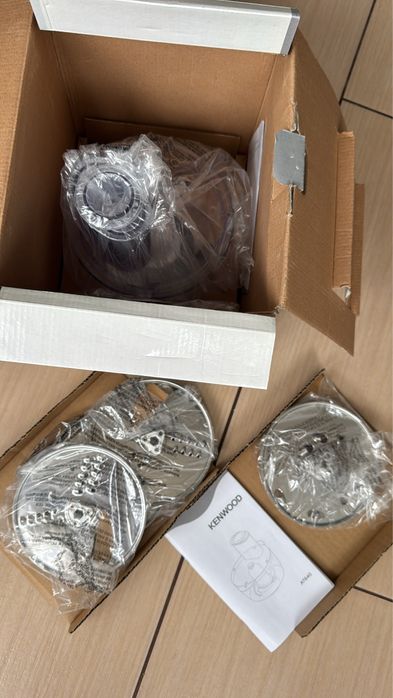 Насадка нова подрібнювач,слайсер АТ640  для Kenwood