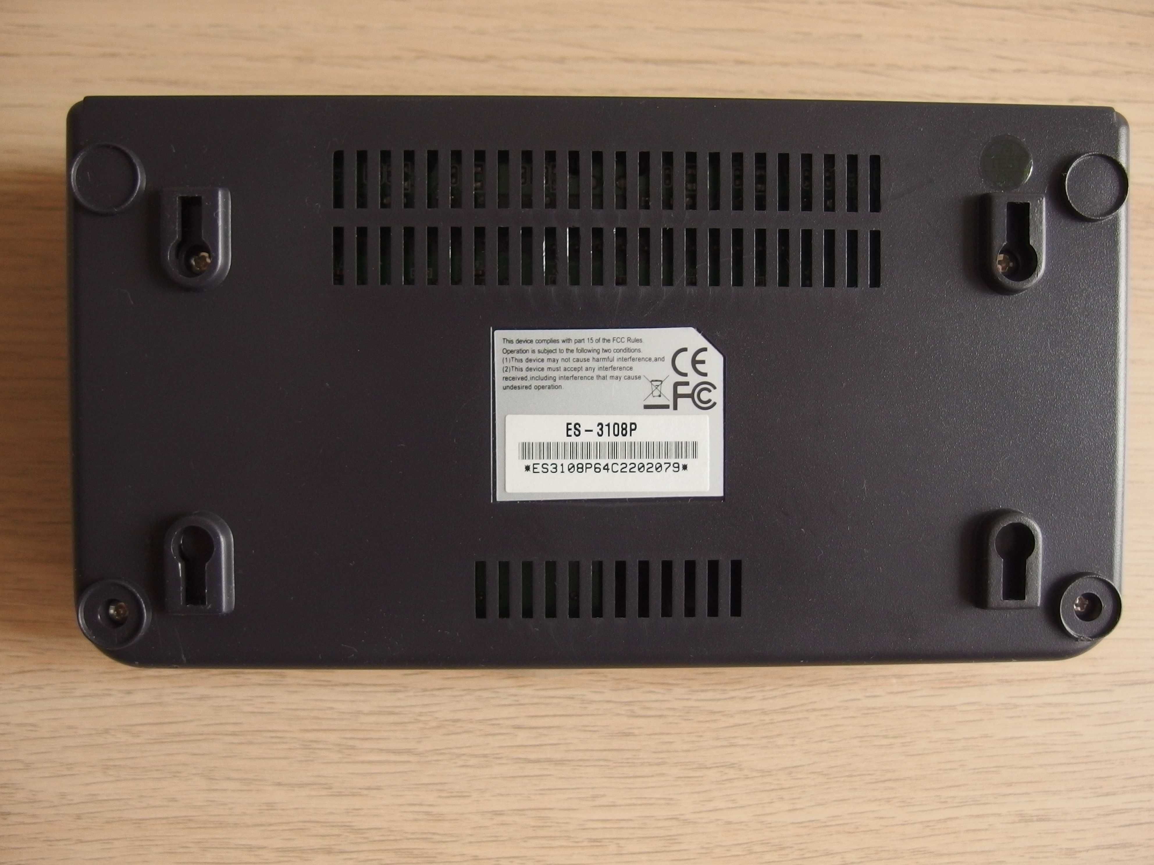 Edimax ES-3108P 8-Portowy 10/100mbps fabryczna folia Switch