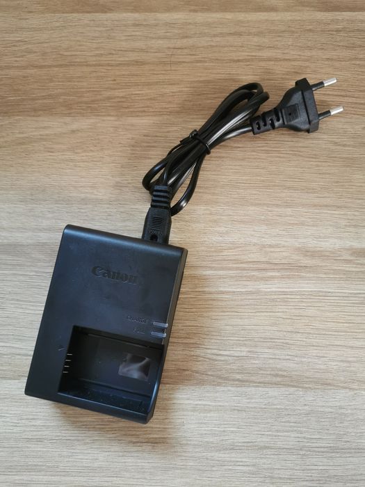 Canon EOS 250D 18-55mm