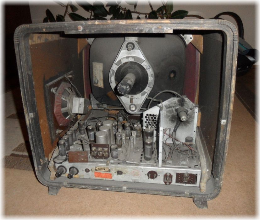 ANTYK = UNIKAT Zabytkowy televizor z 1950 PHILIPS TV 17TX144 A/14