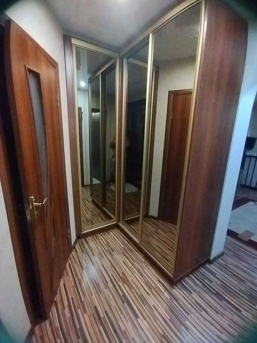 Продам дачу поруч з містом.