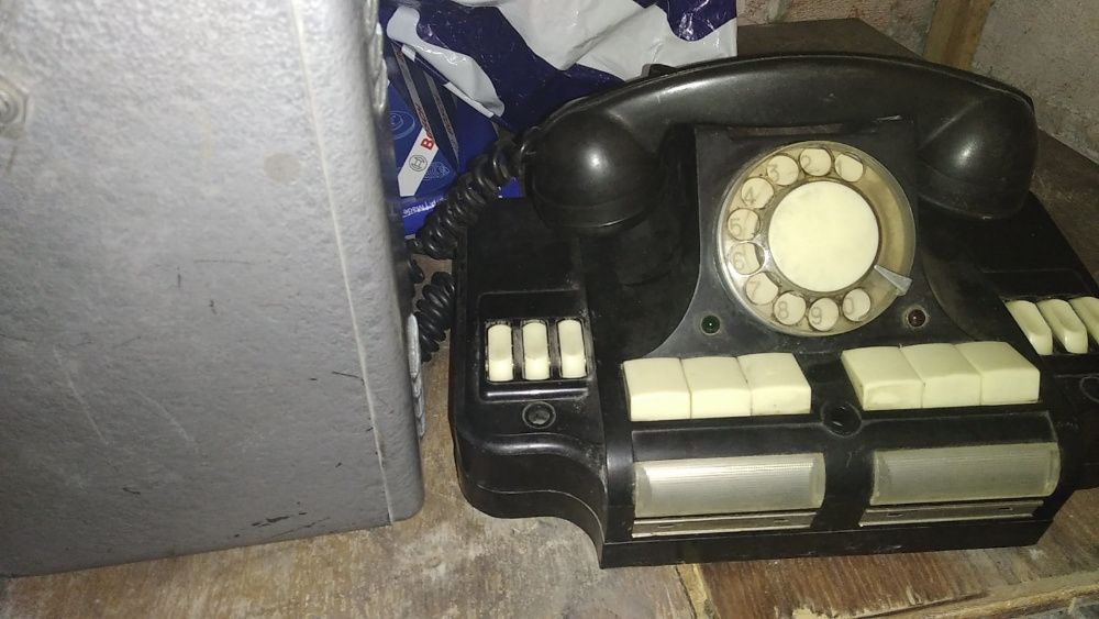 Телефон-АТС, раритетний робочий на 6 ліній