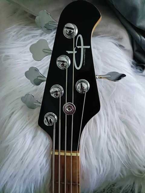 Gitara basowa OLP 5 Ernie Ball ( Music Man ) 5 strun