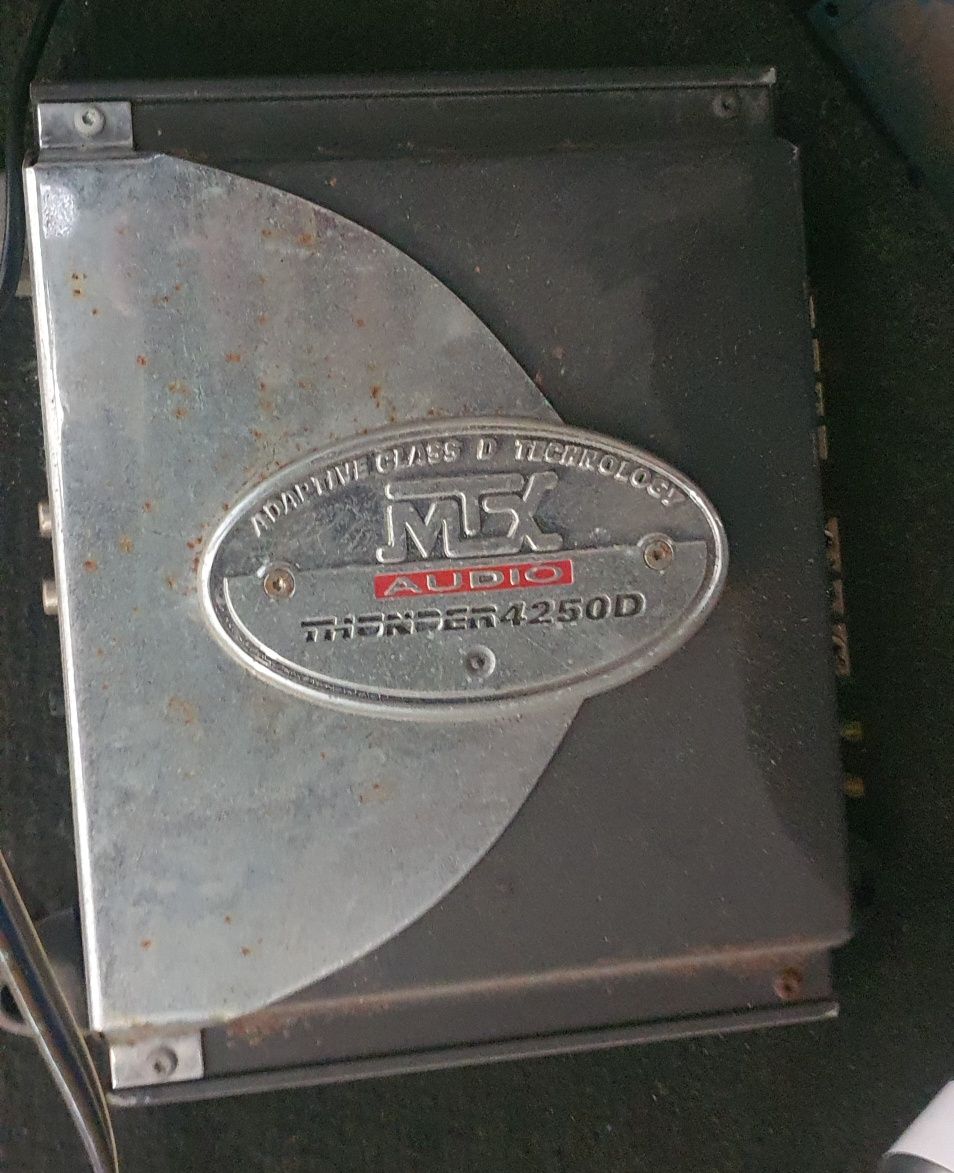 Subwoofer mtx duplo e amplificador