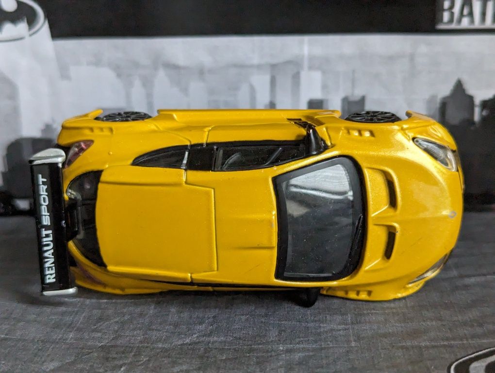 Bburago Renault Megane Sport - skala 1:43