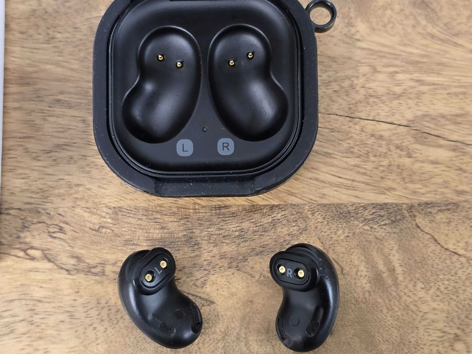 Samsung Galaxy Buds Live + CAPA