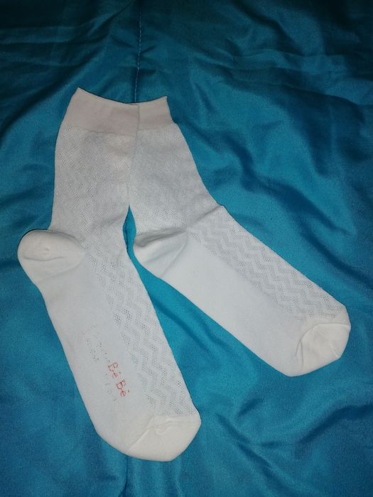 Fato pastor criança e meias soquetes rendadas.