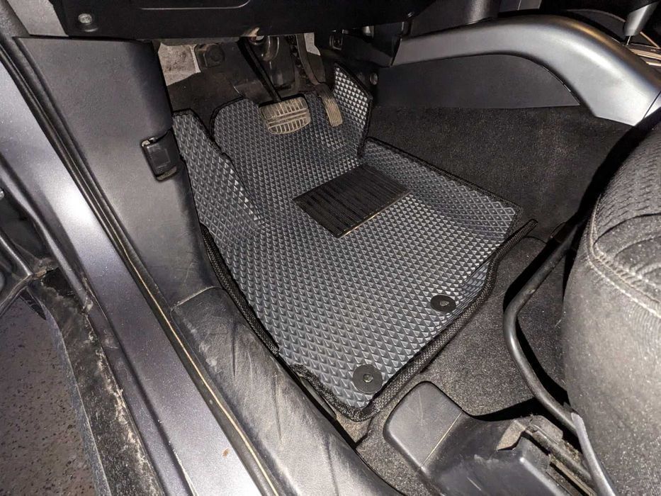 Коврики ЕВА з бортиками+лапа Mitsubishi Eclipse\Galant\Pajero\Grandis