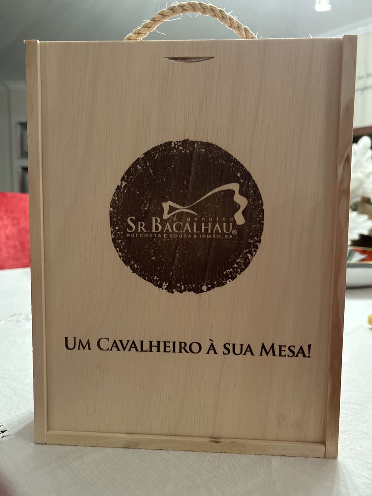Caixa de Madeira Bacalhau