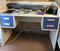 Письменный стол и пенал