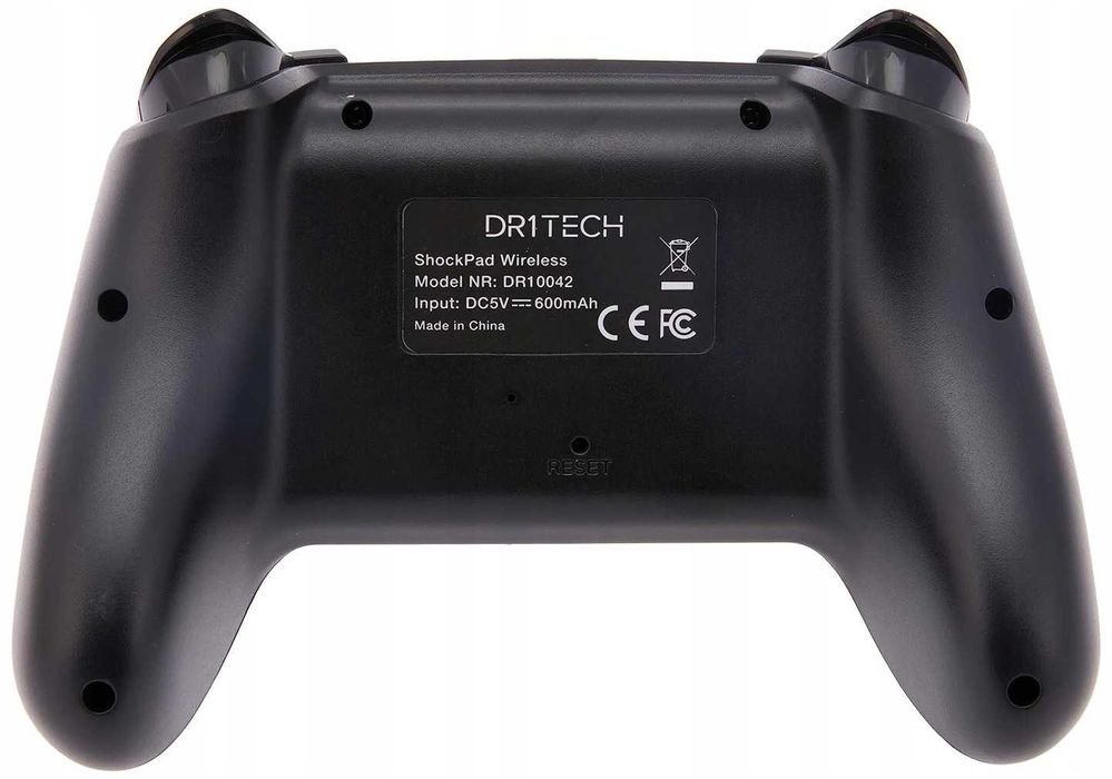 Pad bezprzewodowy DR1TECH PS4 PS4 PRO PS5 Czarny NOWY