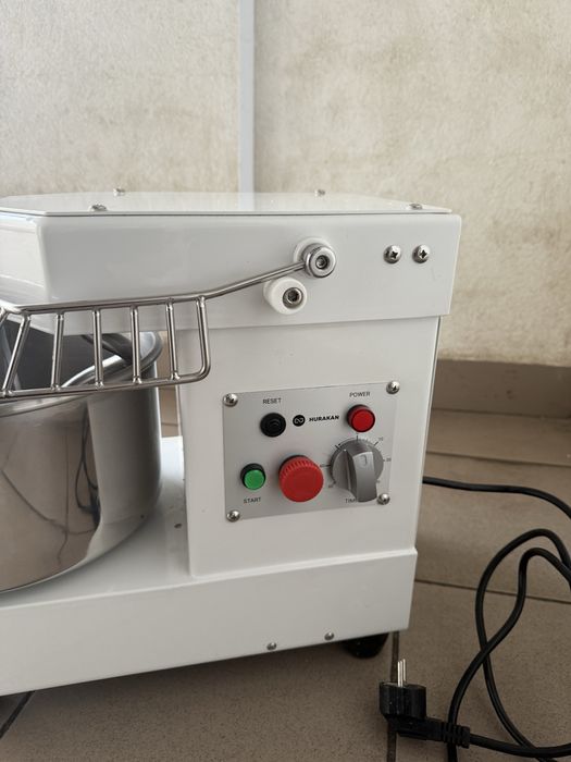 Тістоміс Промисловий Одношвидкісний Обєм 8 Літрів!