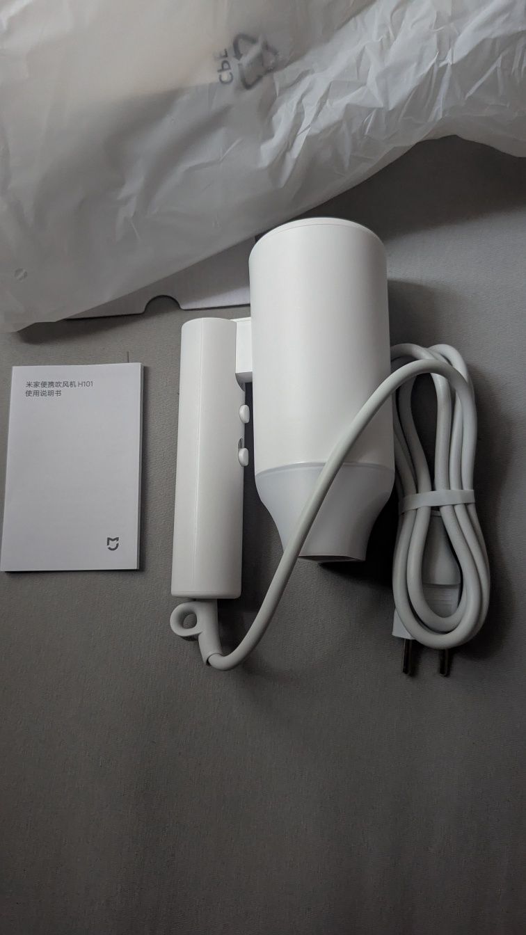 Фен xiaomi компактный и мощный