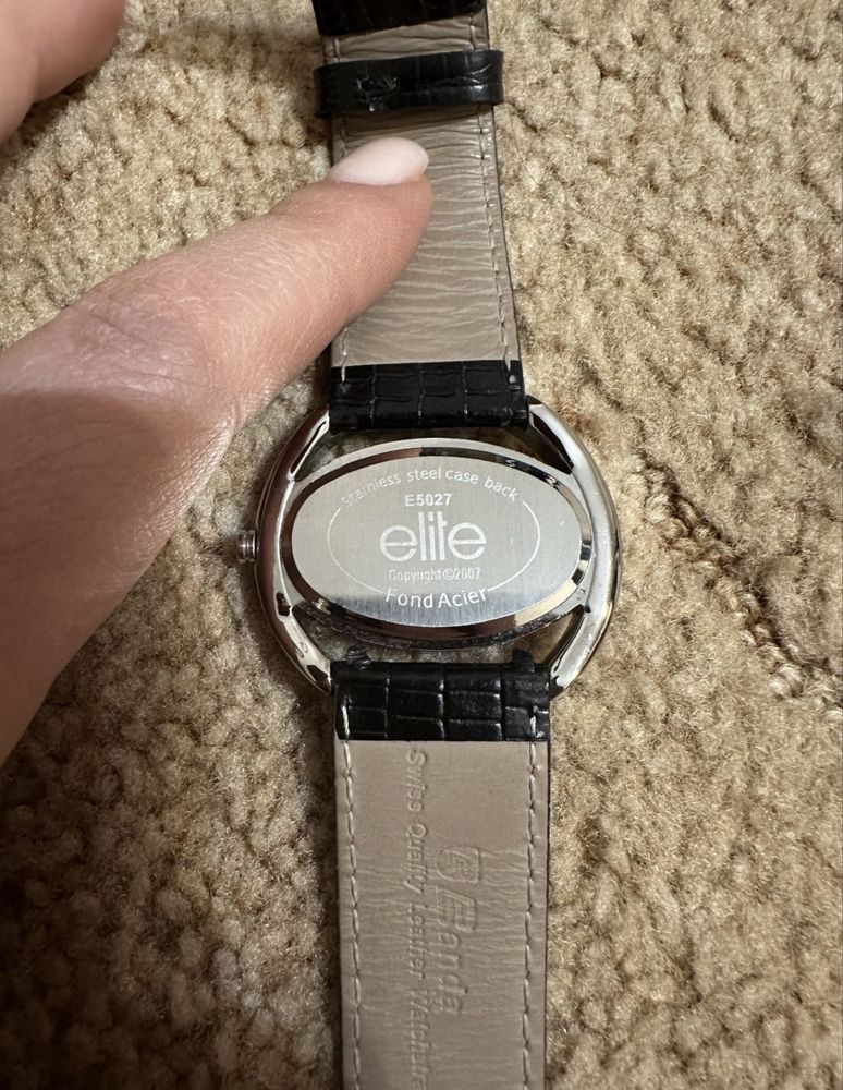 Годинник часы Elite