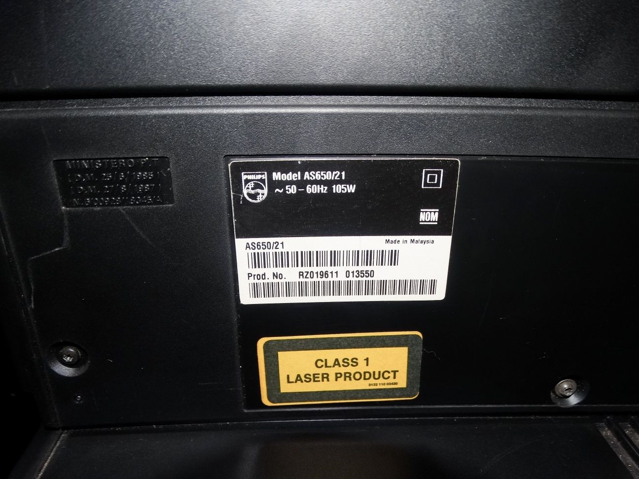 Wieża Philips plus głośniki sprzedaje całość info w  opisie