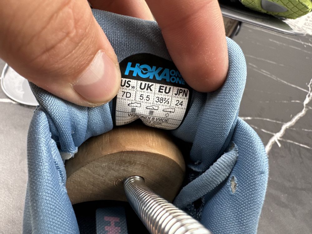 Оригінал ! Кросівки Hoka One One Bondi 8 Розмір 38.5