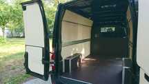 Zabudowa busa Renault Master L1H1