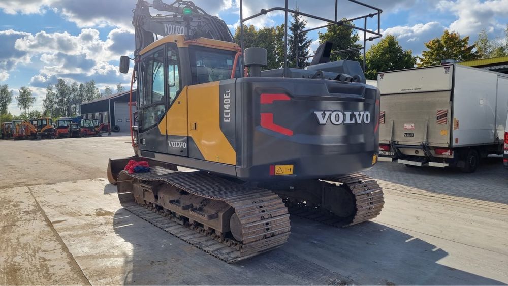Продам экскаватор Volvo EC 140 EL , 2017 г