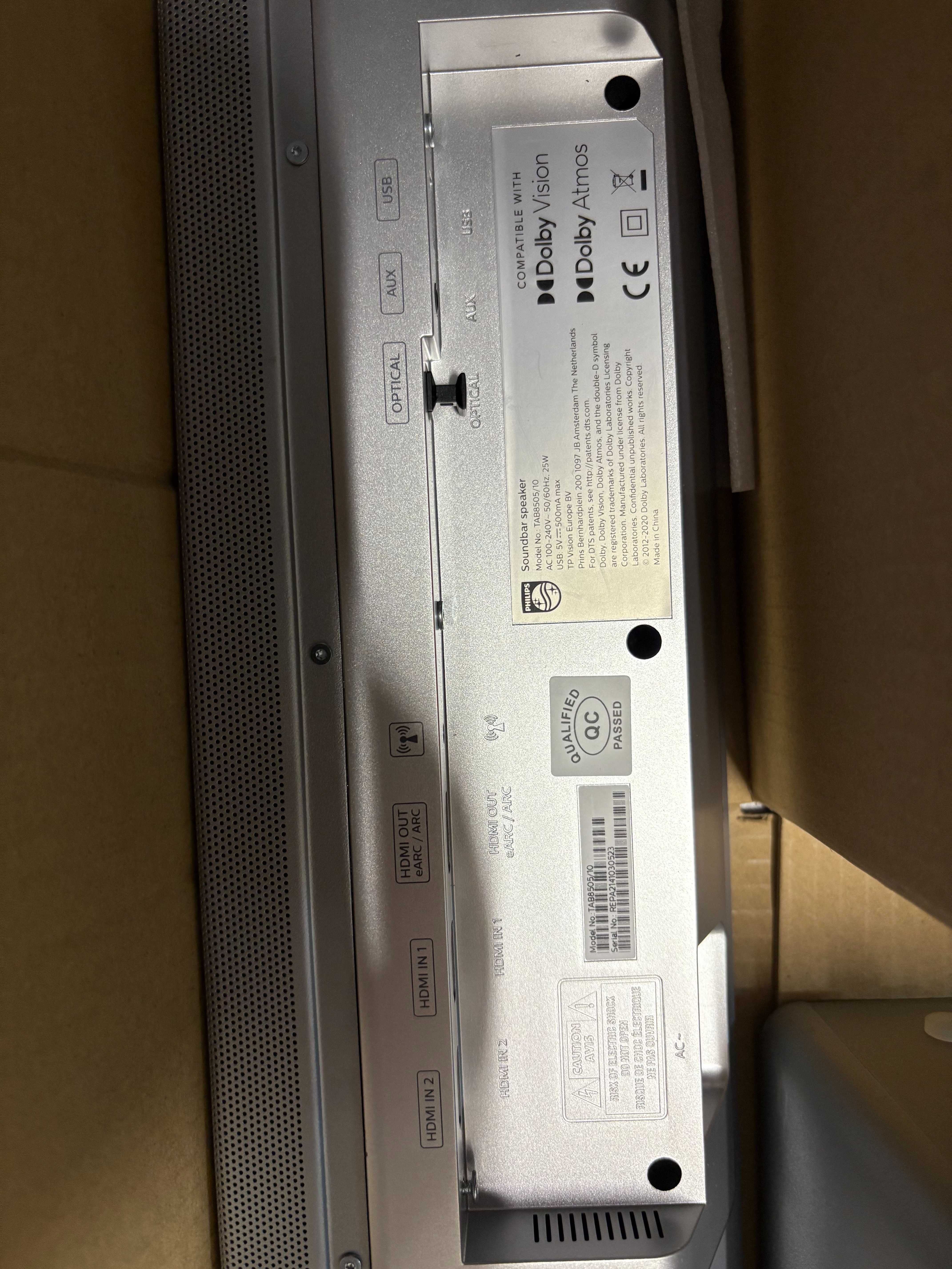 Soundbar PHILIPS B8505/10 2.1 z Subwooferem Dolby Atmos 240W Opis